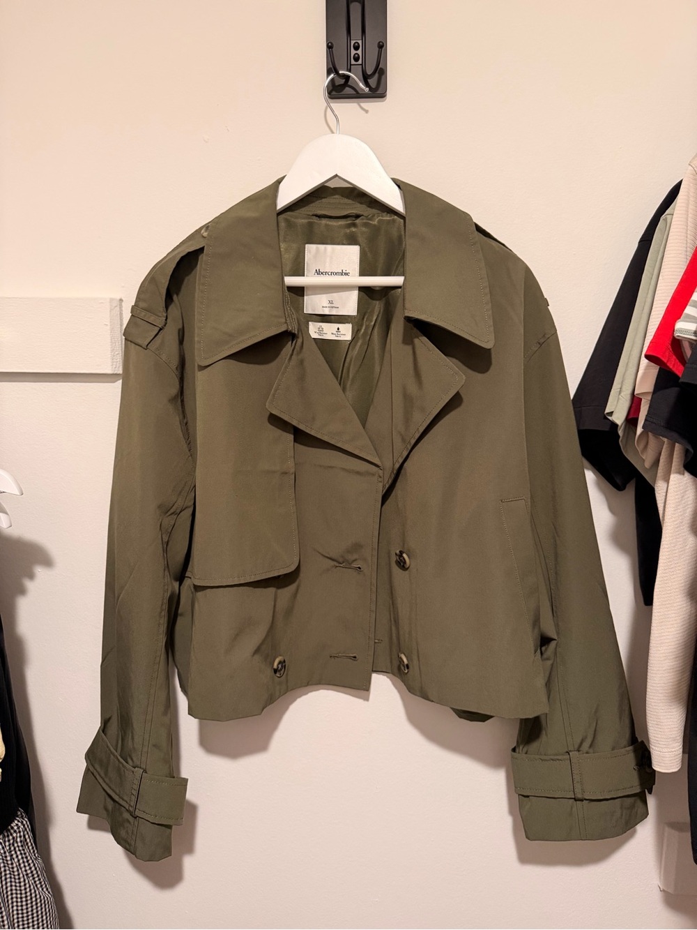 Abercrombie & Fitch Olive Short Trench Coat